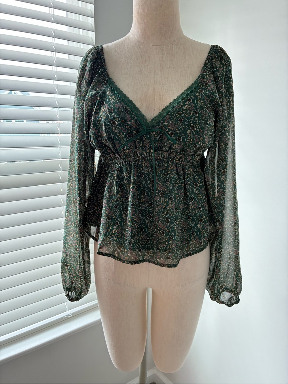 Pink Lily Women's Green Floral V-Neck Blouse